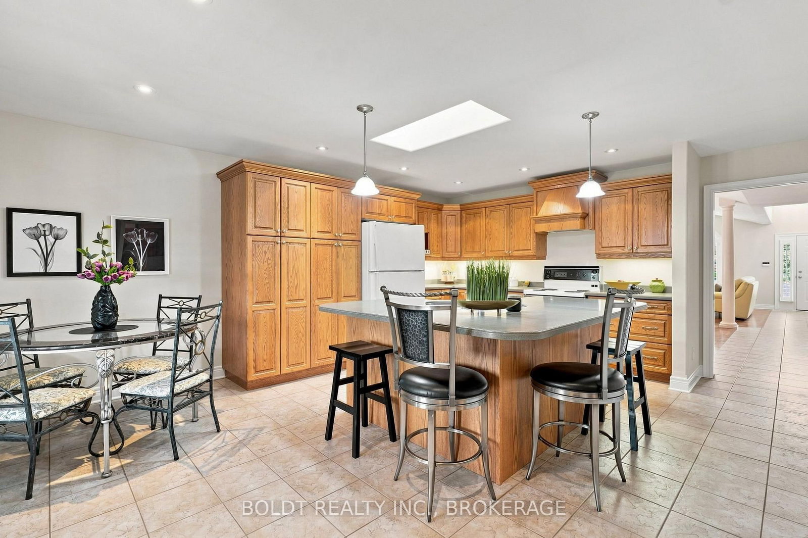 9 Nicholas Drive • St. Catharines, ON photo 20