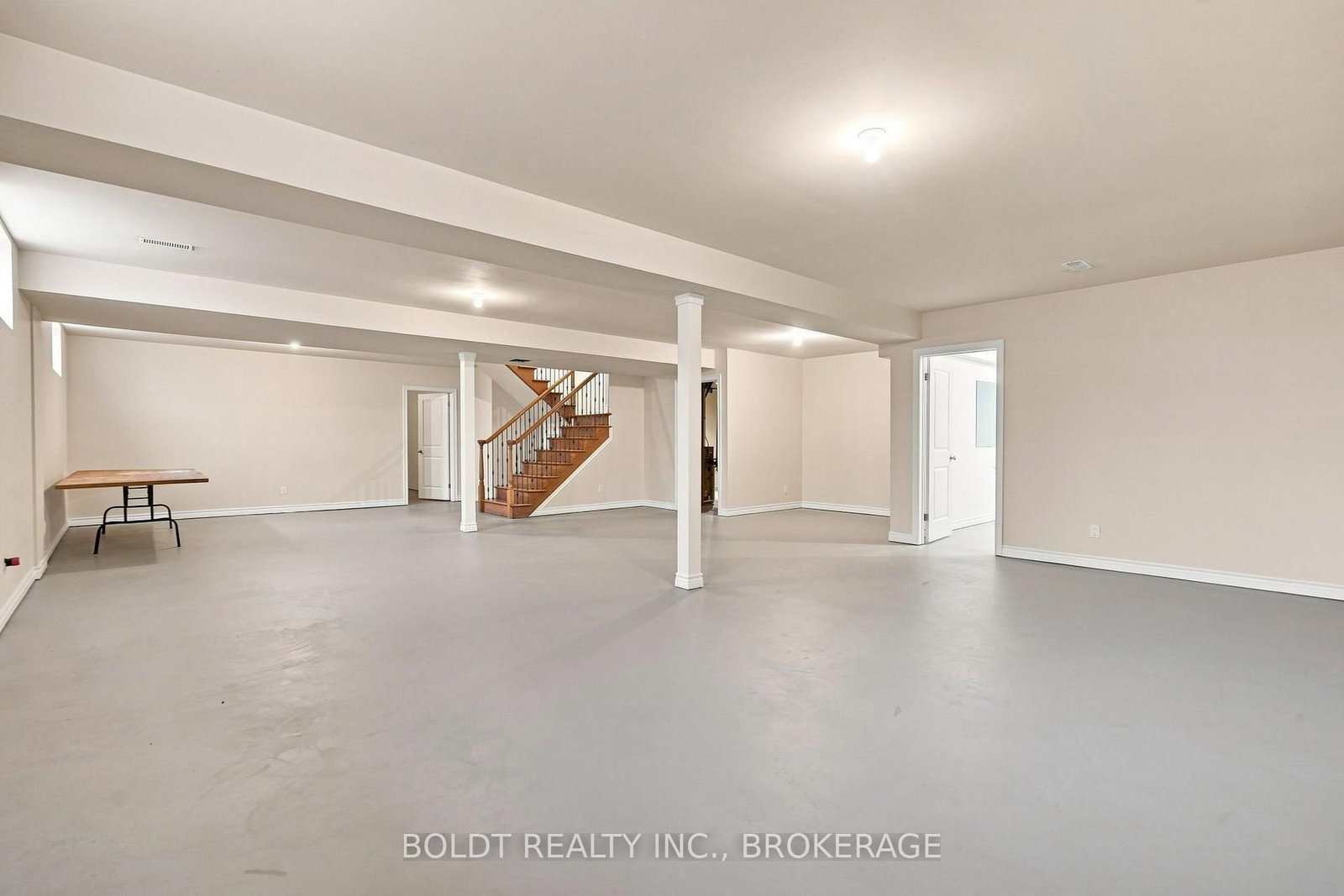 9 Nicholas Drive • St. Catharines, ON photo 39