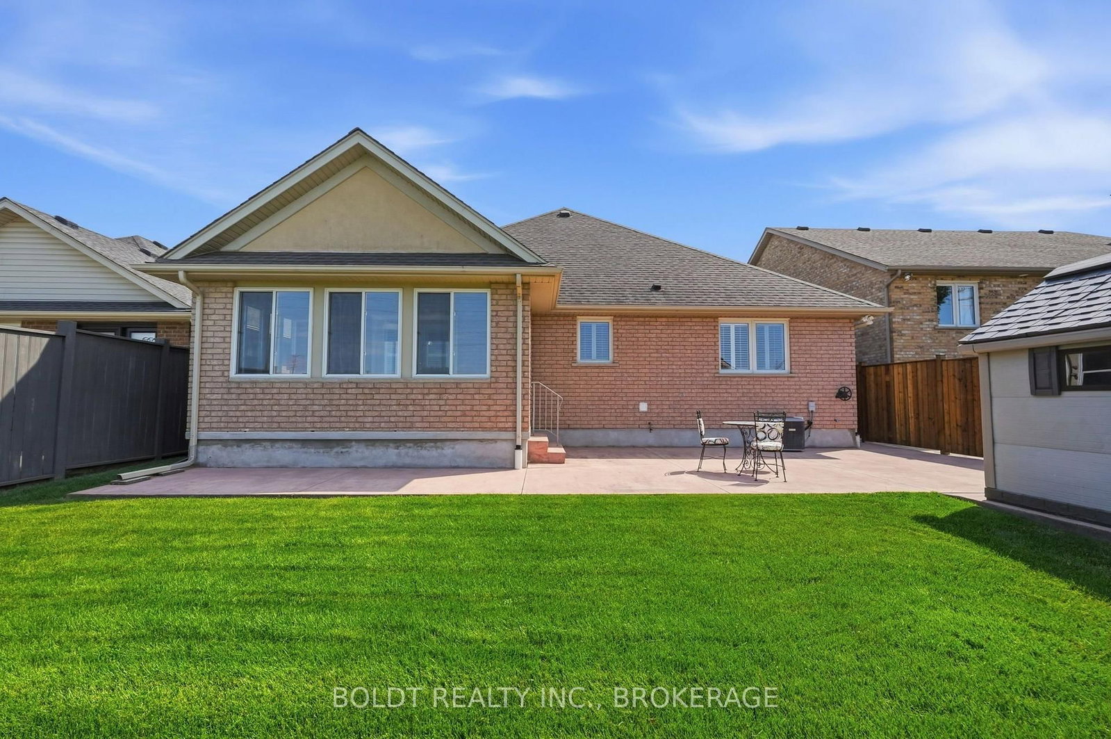 9 Nicholas Drive • St. Catharines, ON photo 44