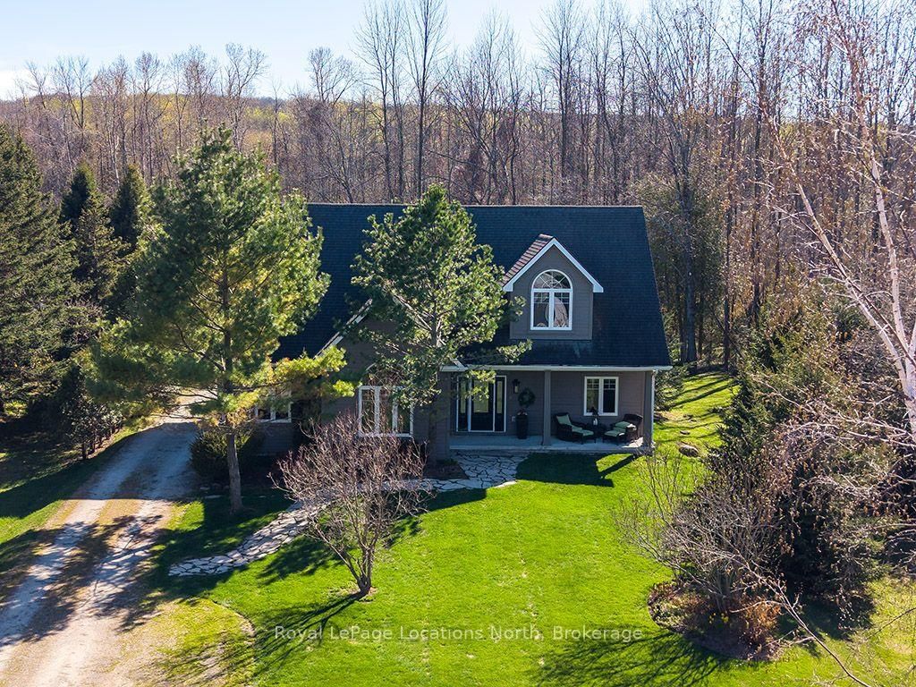166 Sunset Boulevard • Blue Mountains, ON photo 1