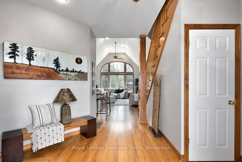 166 Sunset Blvd photo 4