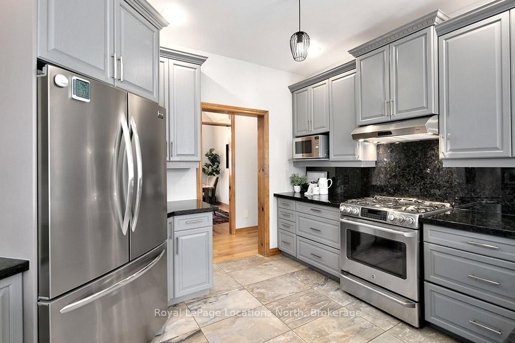 166 Sunset Boulevard • Blue Mountains, ON photo 9