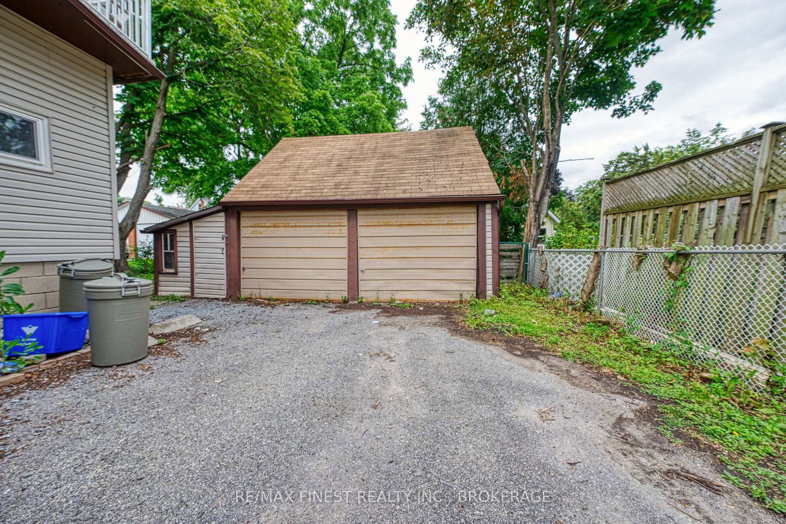 63 Pembroke Street • Kingston, ON photo 9