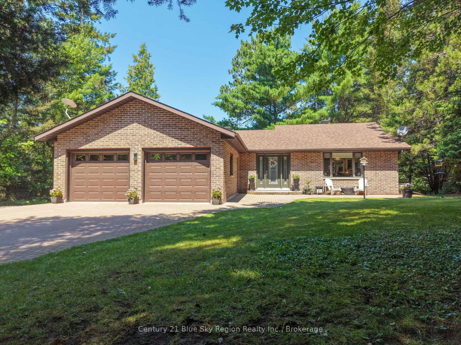 731 MacPherson Drive • East Ferris, ON photo 1