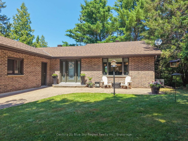 731 MacPherson Drive