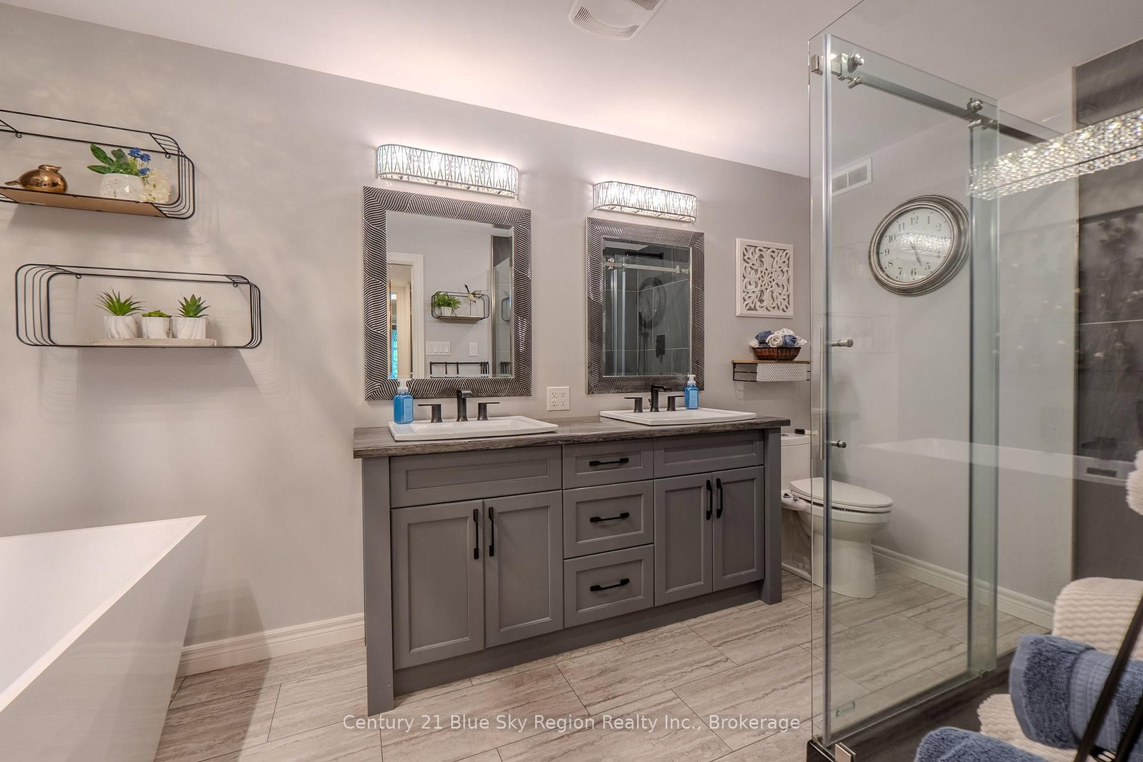 731 MacPherson Drive • East Ferris, ON photo 24