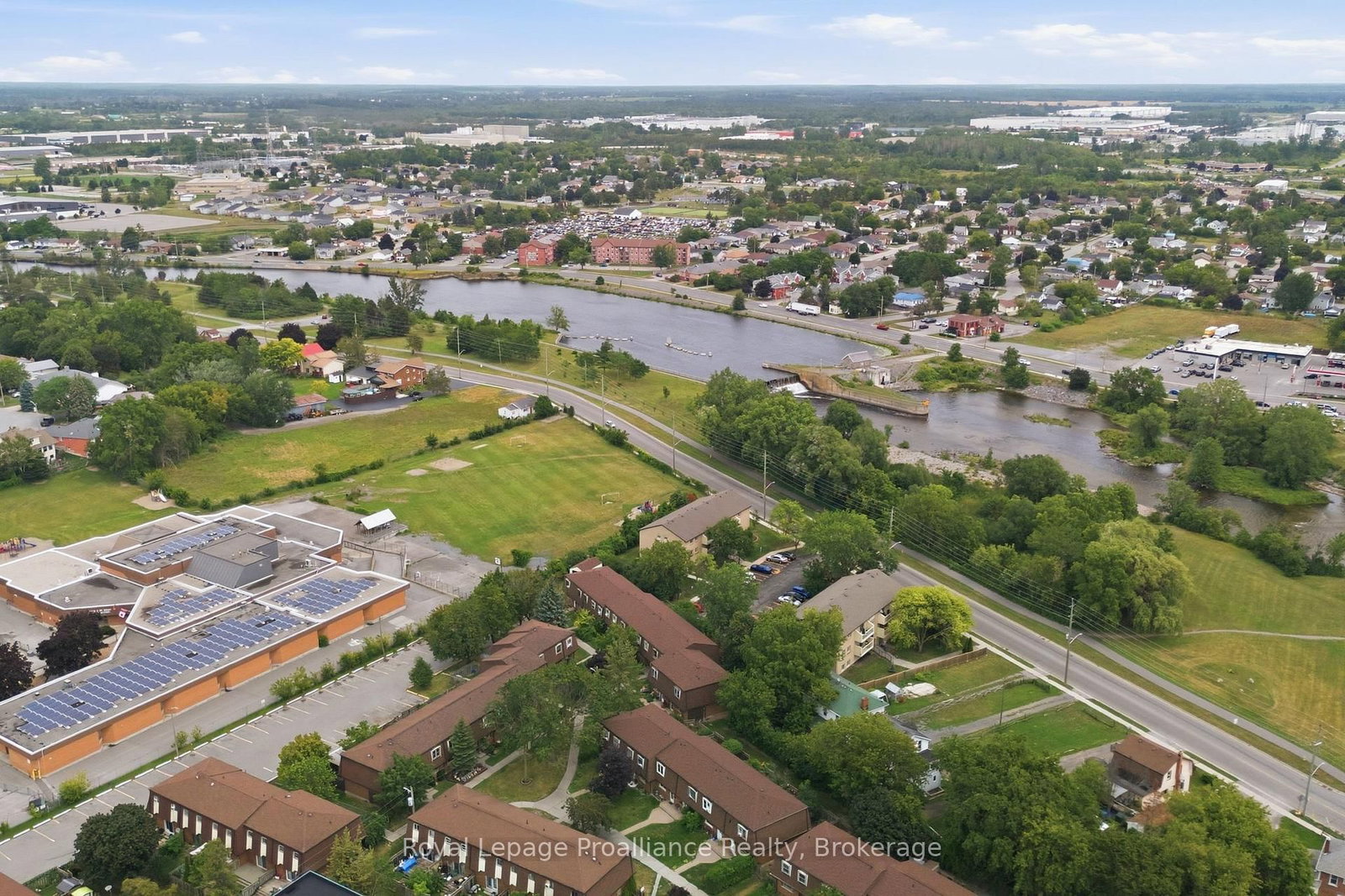 11 Prince Of Wales Drive • #H • Belleville, ON photo 39