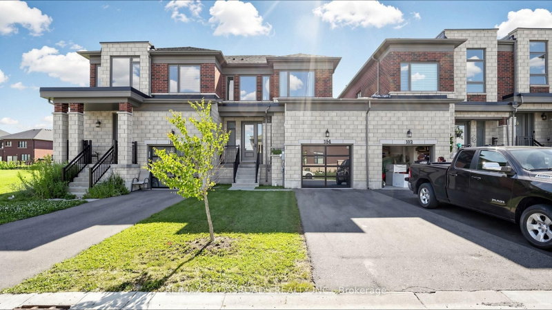 184 Huntingford Trail