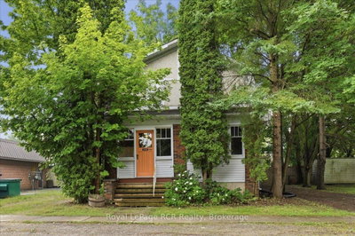 Detached House for sale at 144 Davidson Avenue, North Perth, Ontario, N4W 2J6 - Listowel - MLS: X13625512