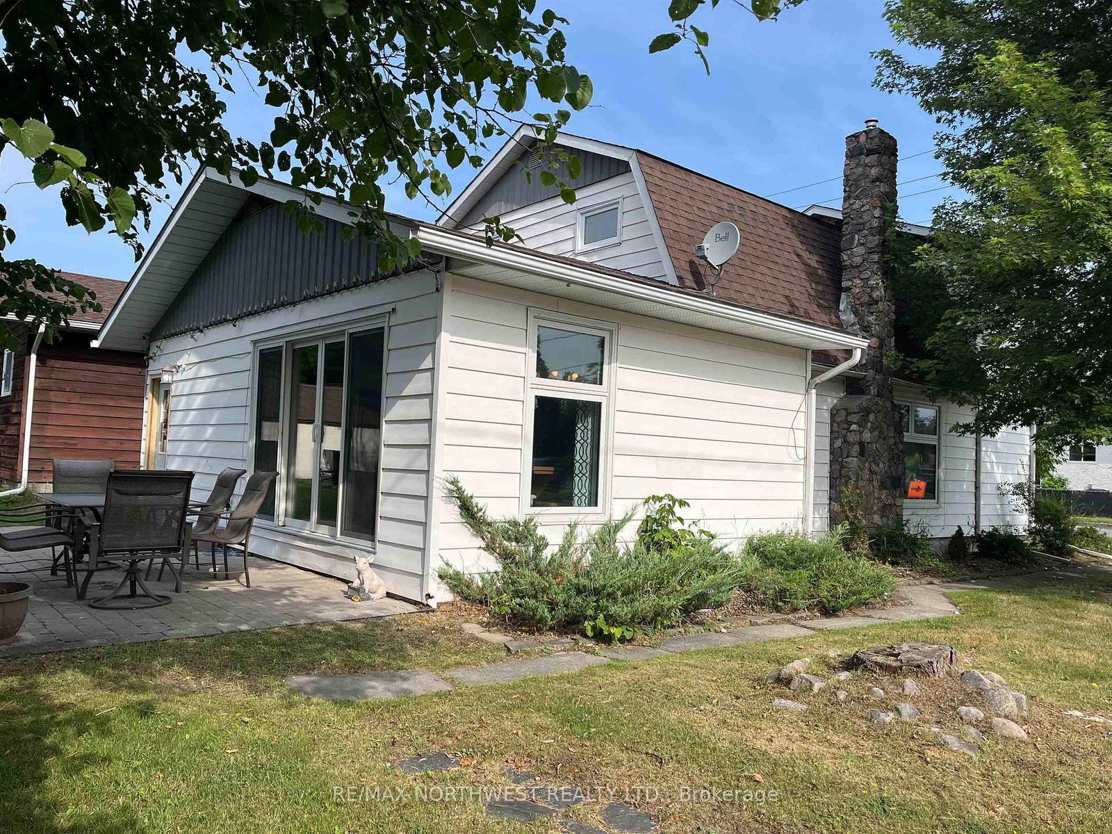 Listing Image 3