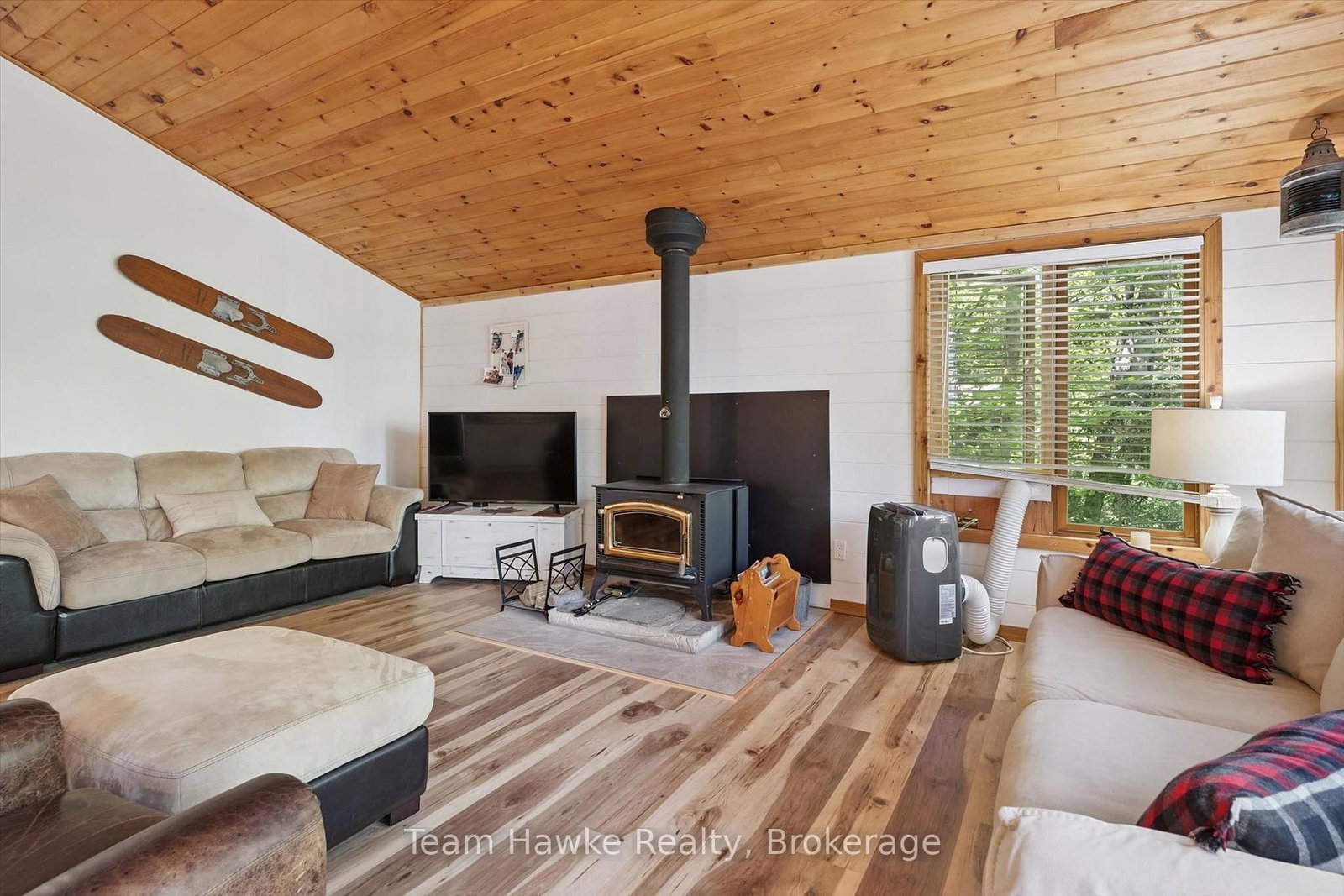 3359 Maple Ridge Road • Algonquin Highlands, ON photo 11