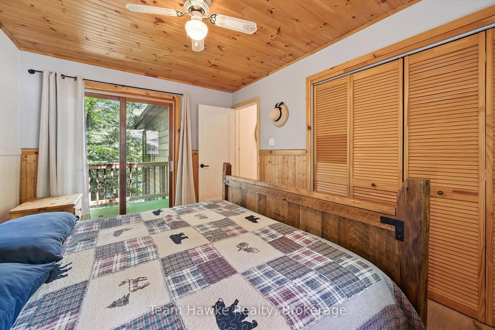 3359 Maple Ridge Road • Algonquin Highlands, ON photo 19