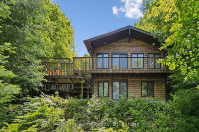 3359 Maple Ridge Road • Algonquin Highlands, ON photo 2