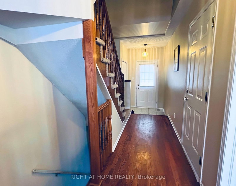 1741 Jobin Crescent