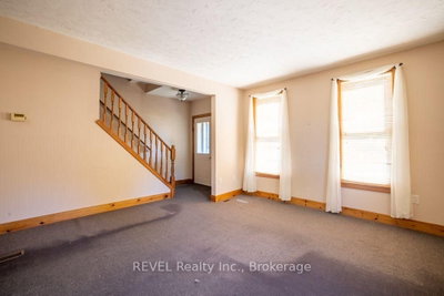 2277 Ridgemount Road • Fort Erie, ON photo 8