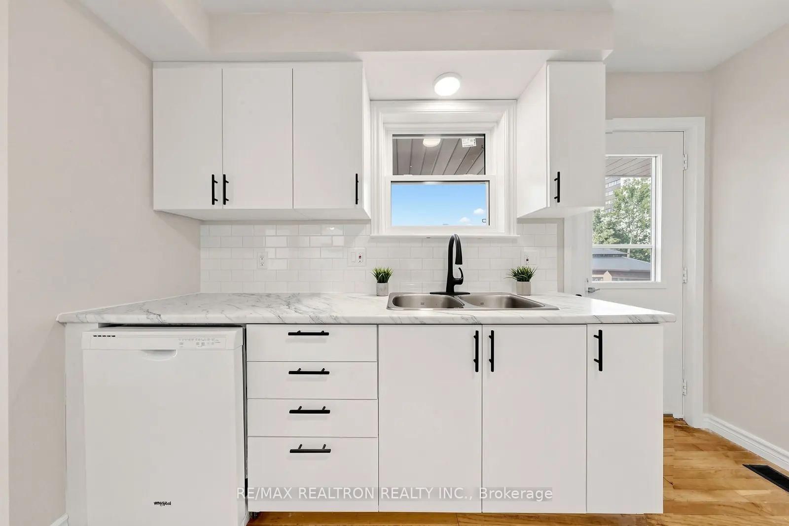 938 Whitefield Drive • Peterborough, ON photo 14