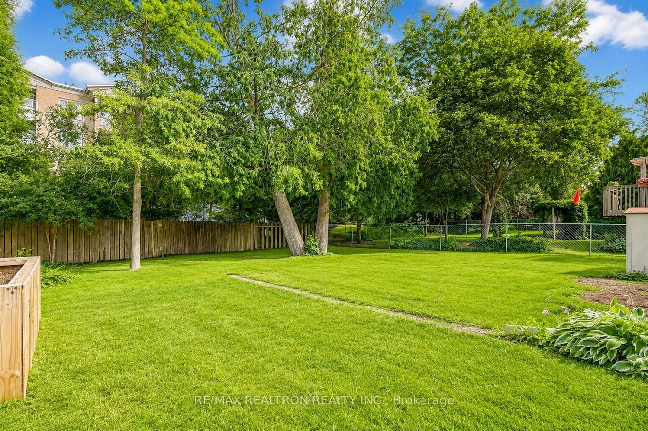 938 Whitefield Drive • Peterborough, ON photo 41