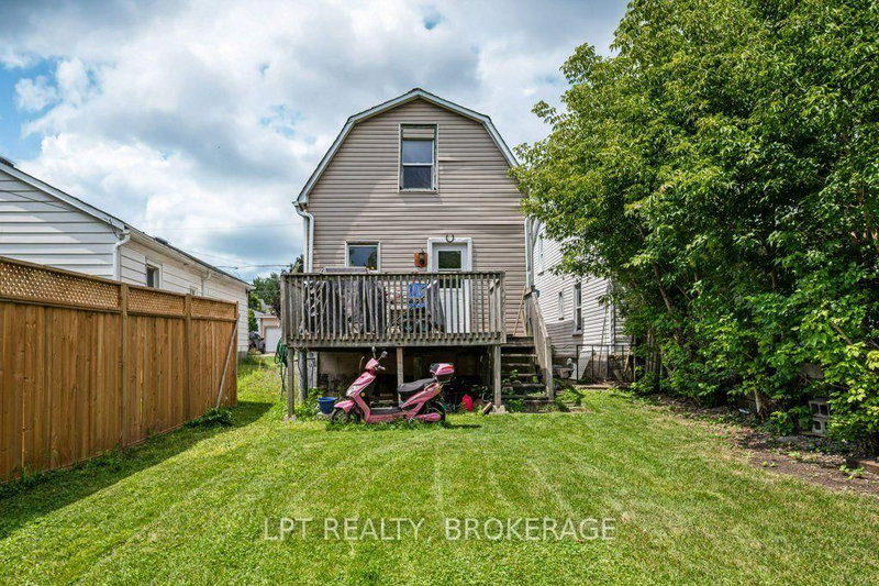 13 Kingscourt Avenue