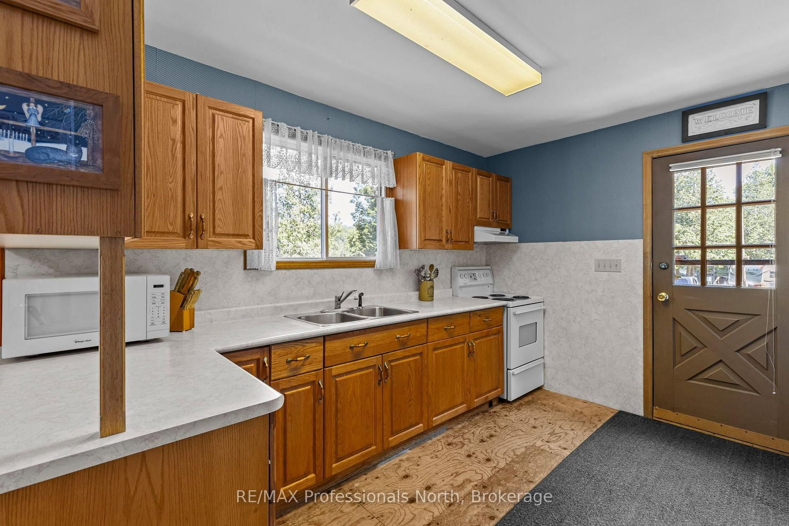 1516 Deer Lake Road • Perry, ON photo 6