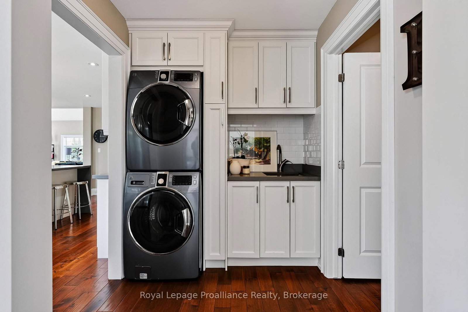 3889 Burnham Street N • Hamilton Township, ON photo 27