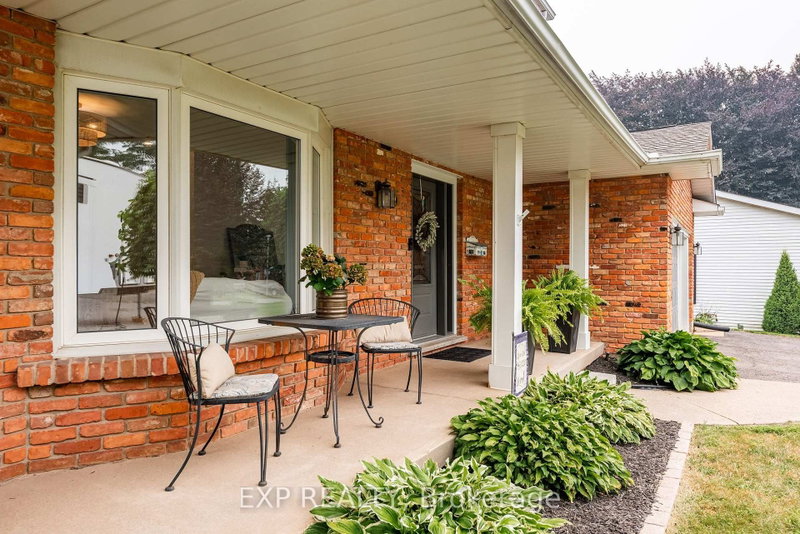 55 Forest Hill Crescent