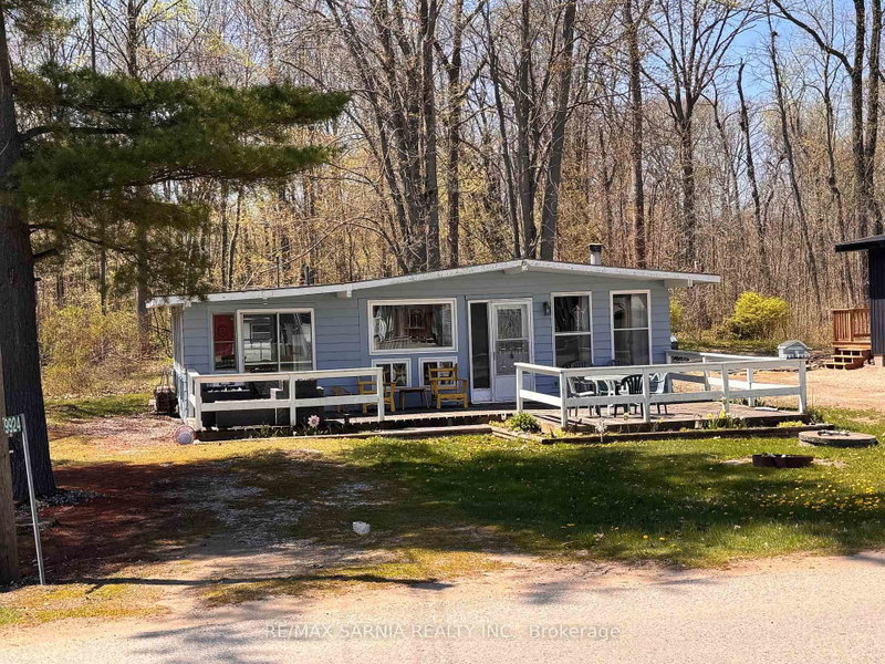 9924 LAKE Road