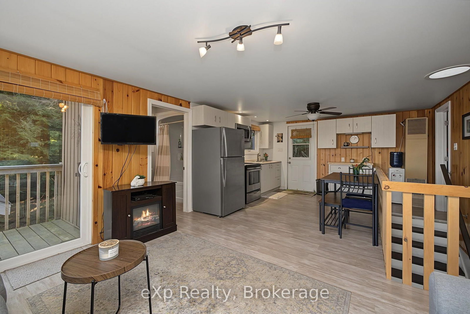 31 Loon Echo Trail • Seguin, ON photo 7