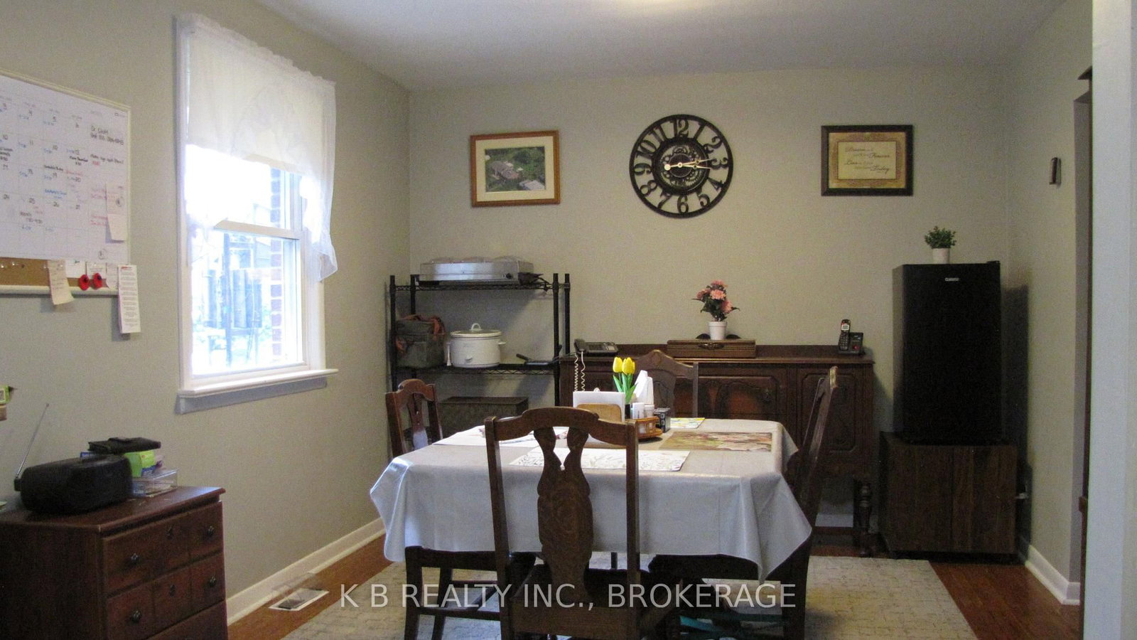 103 PARK Drive • Bath, ON photo 3