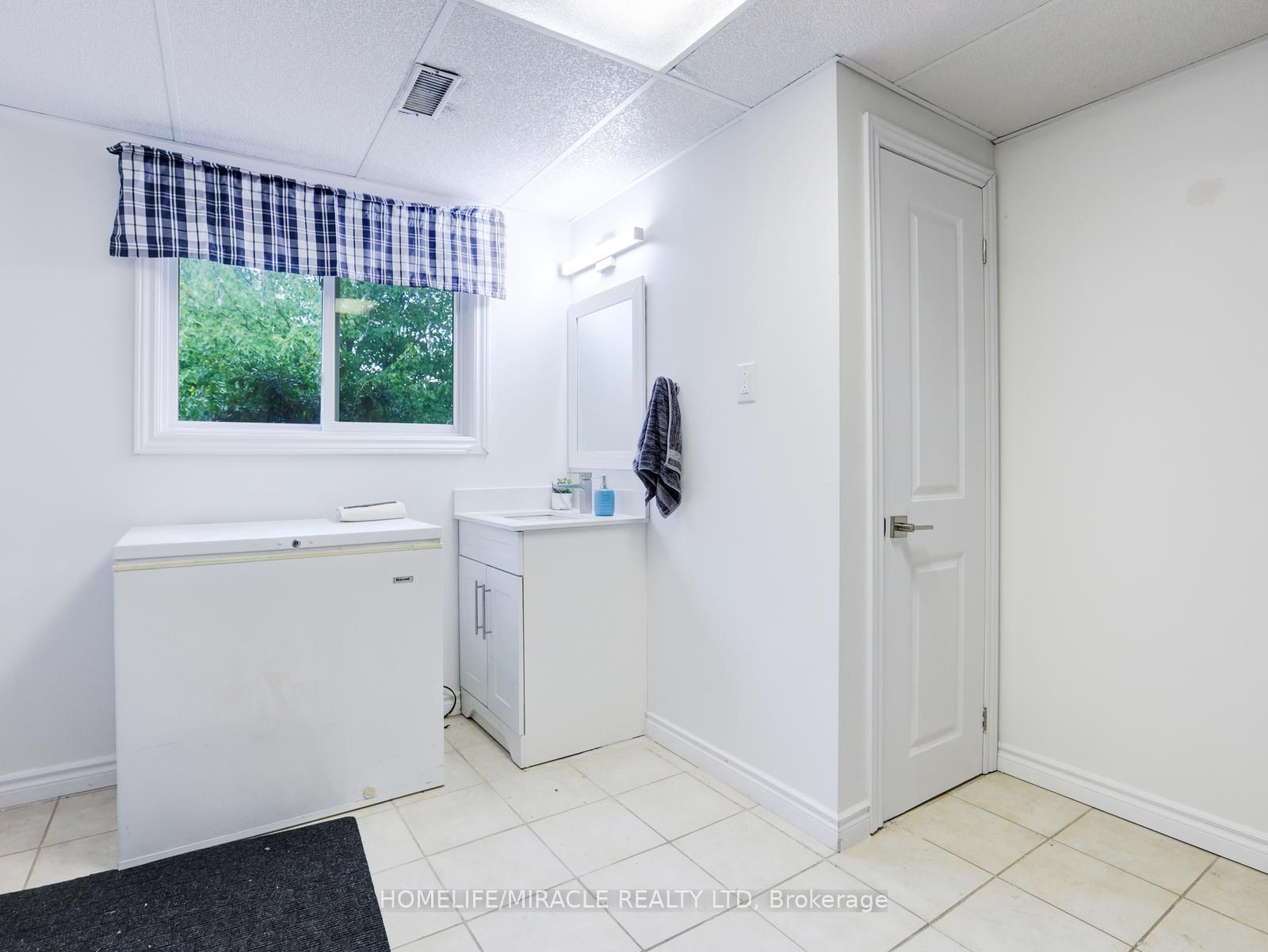 128 Macatee Place S • Cambridge, ON photo 26