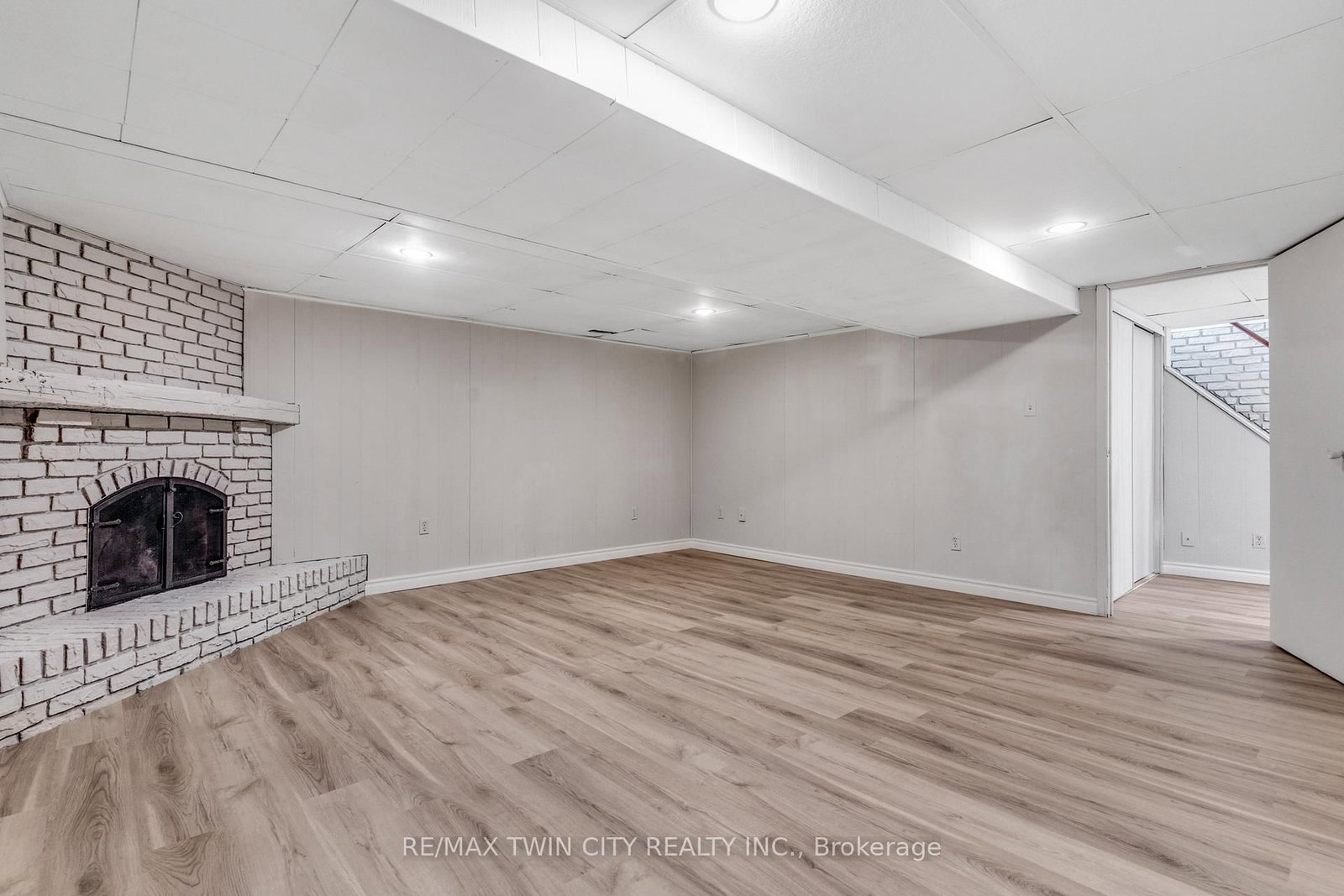 111 Manor Drive • Kitchener, ON photo 39