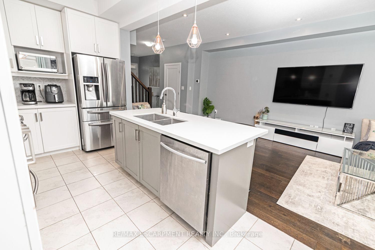 55 Greenwich Avenue • Hamilton, ON photo 15