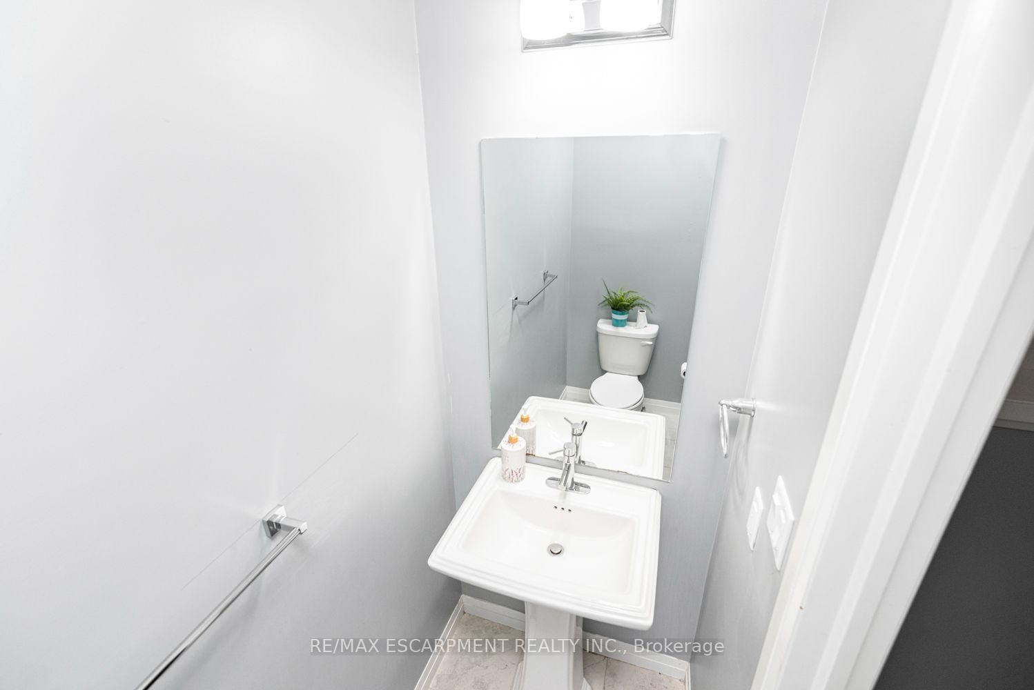 55 Greenwich Avenue • Hamilton, ON photo 17