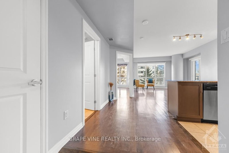 207 - 70 LANDRY Street