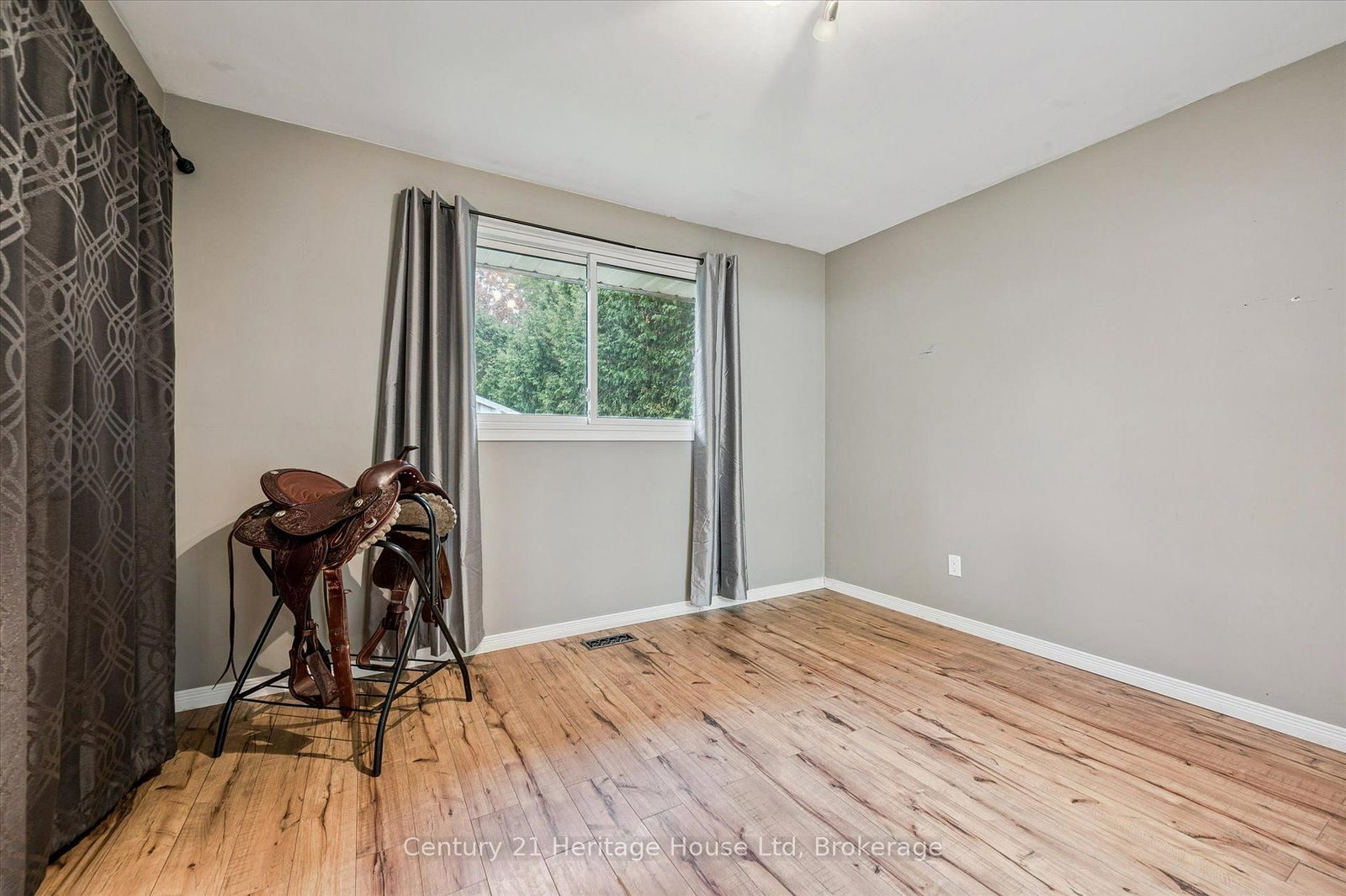653 Perry Street • Centre Wellington, ON photo 24