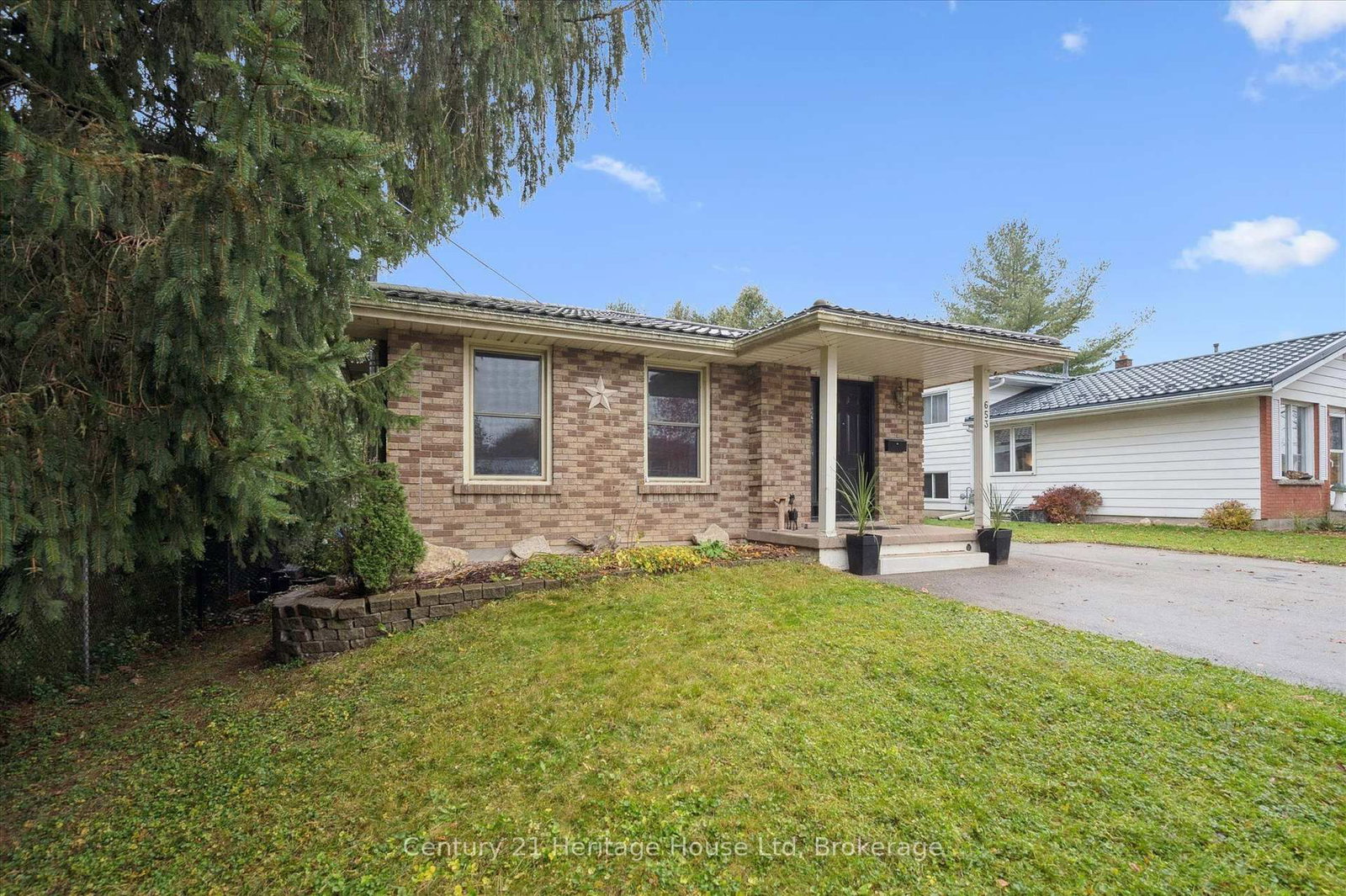 653 Perry Street • Centre Wellington, ON photo 4