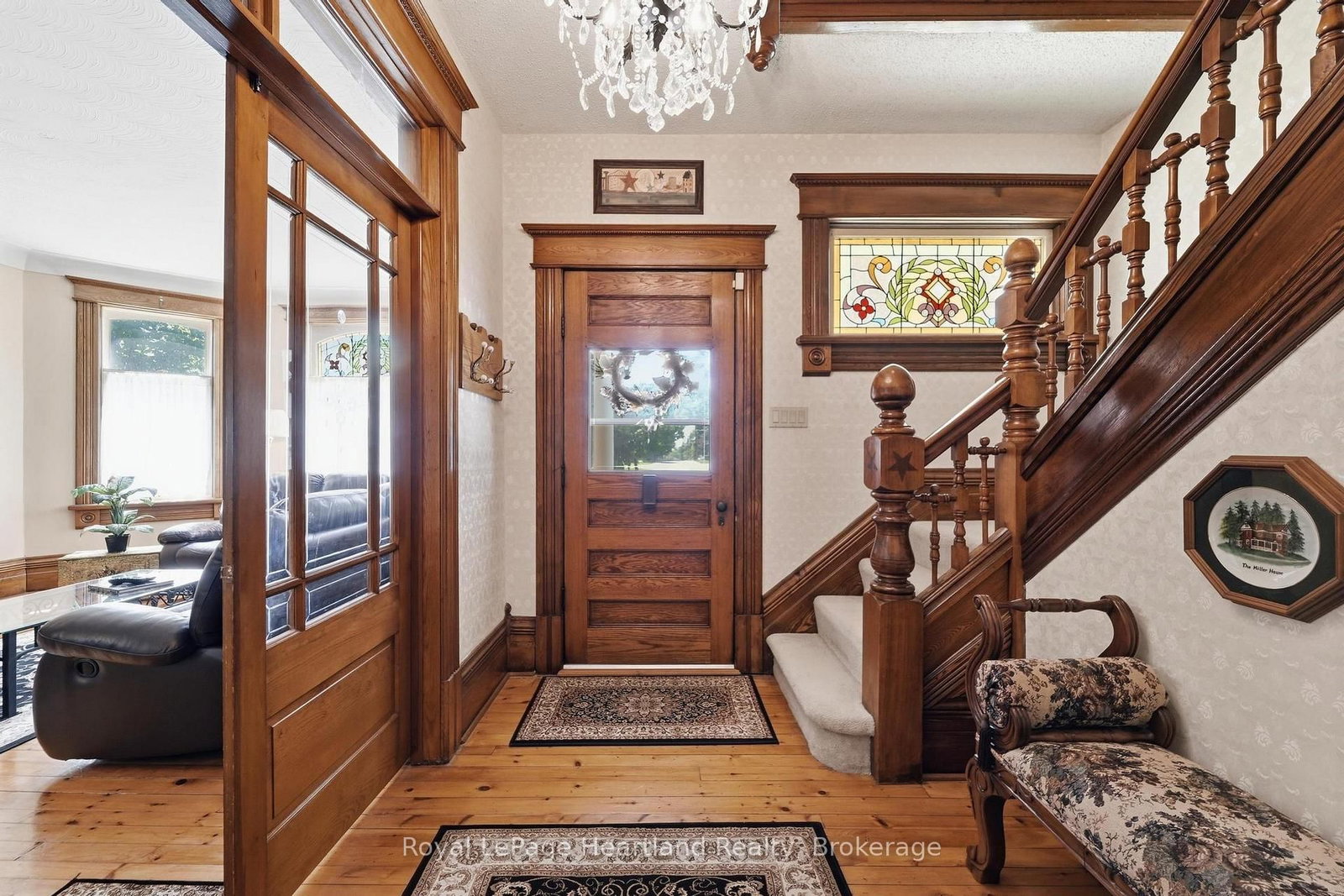 Listing Image 4