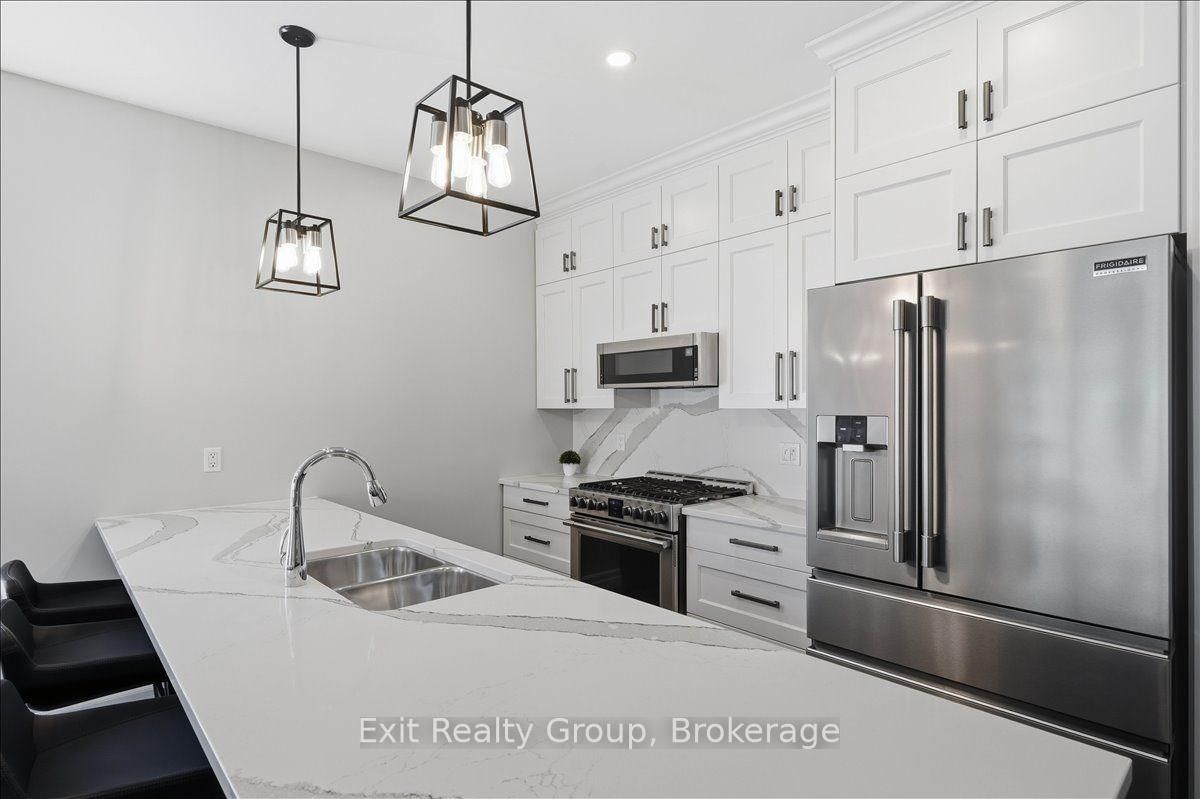 32 Wims Way • Belleville, ON photo 10