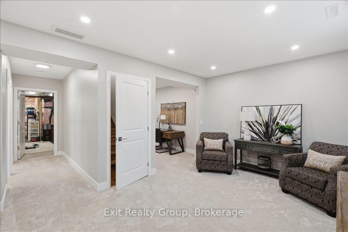 32 Wims Way • Belleville, ON photo 23
