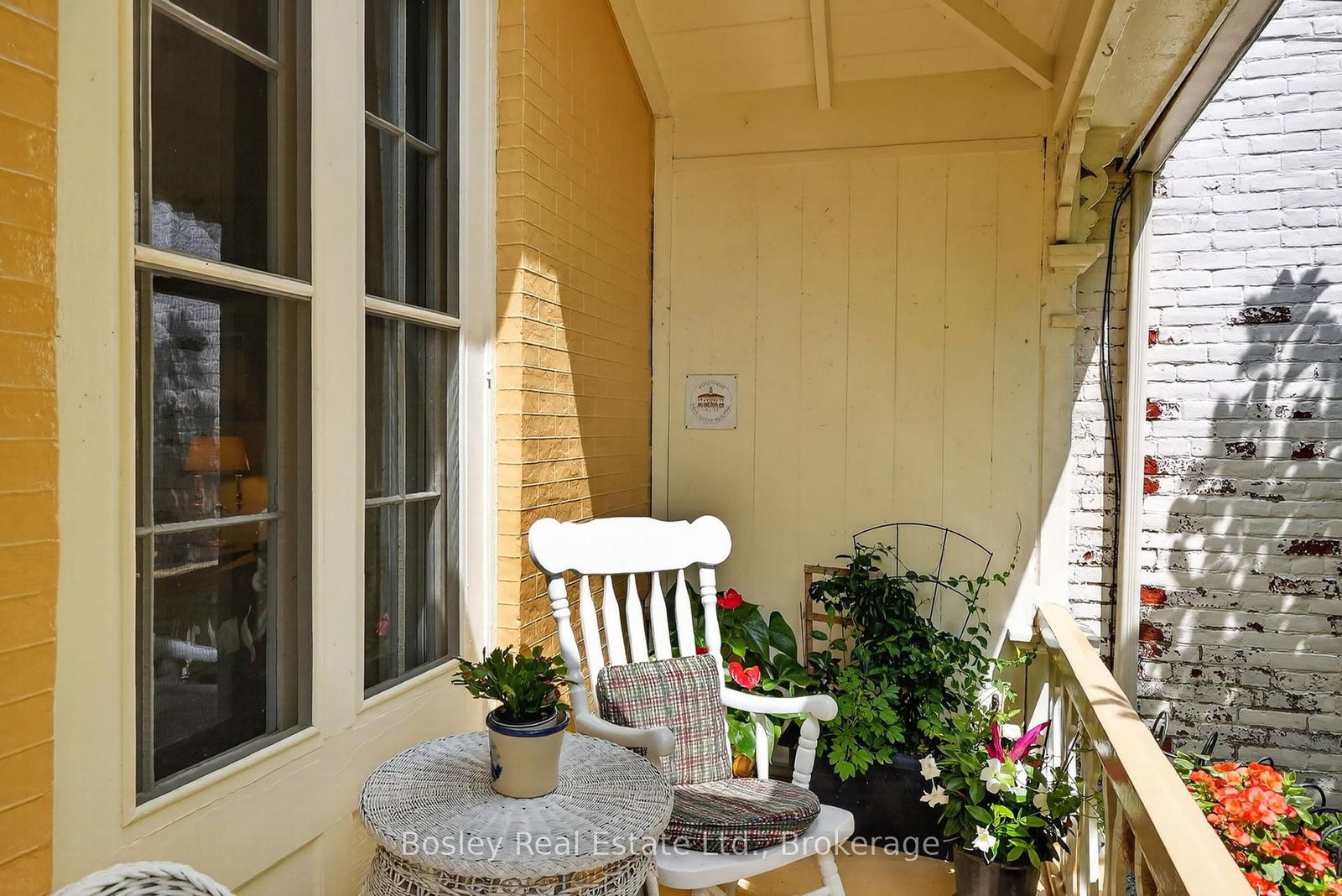 Listing Image 7