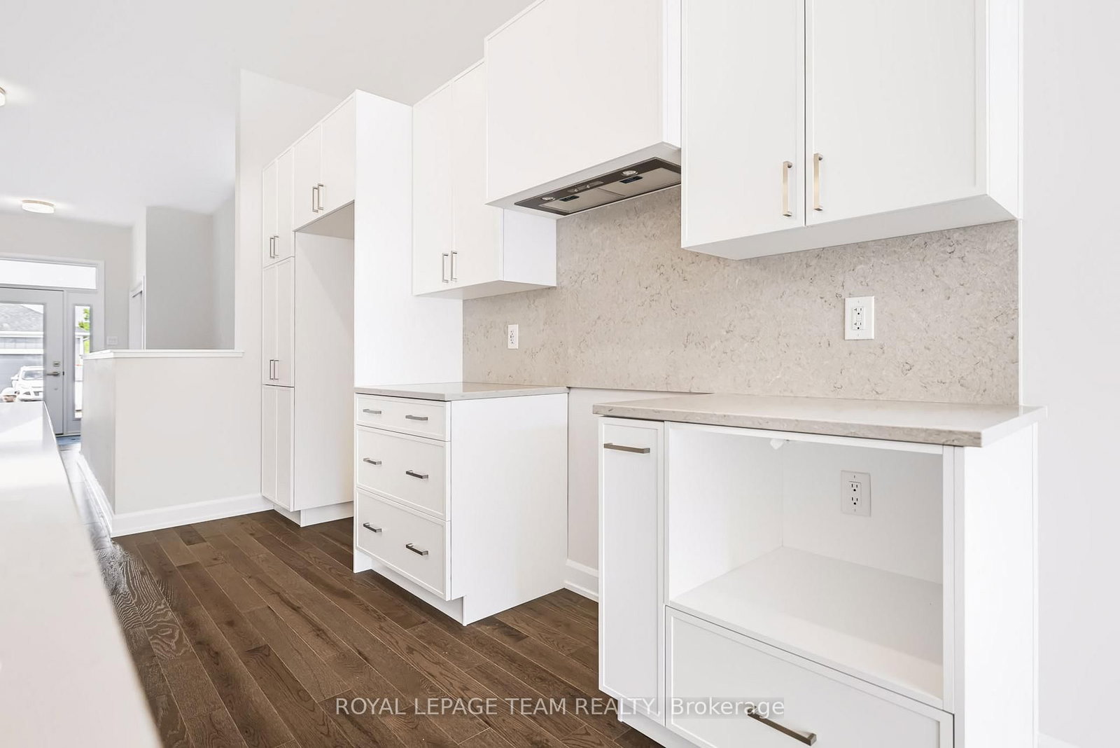 237 Hannam Bud Way • Ottawa, ON photo 11