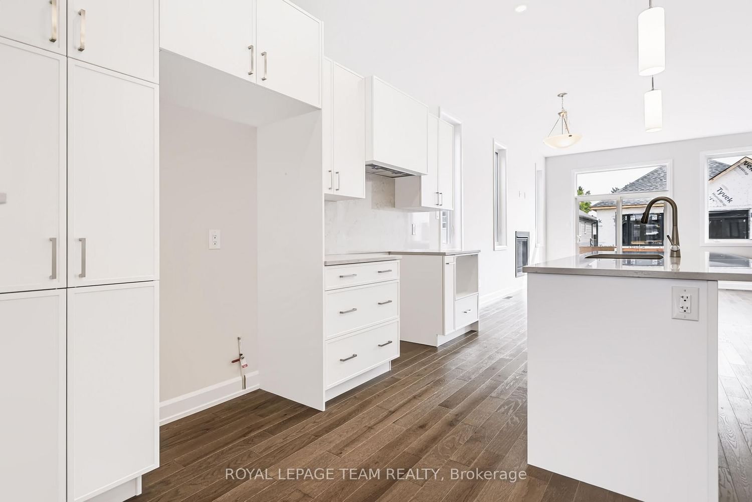 237 Hannam Bud Way • Ottawa, ON photo 12