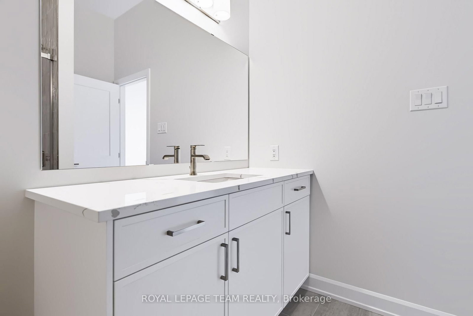 237 Hannam Bud Way • Ottawa, ON photo 19