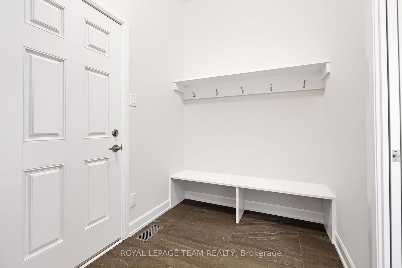 237 Hannam Bud Way • Ottawa, ON photo 26