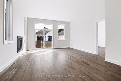 237 Hannam Bud Way • Ottawa, ON photo 6