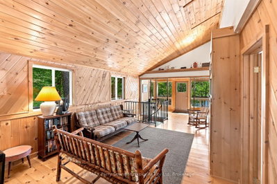 889 185 WA Horseshoe Lake • Seguin, ON photo 8