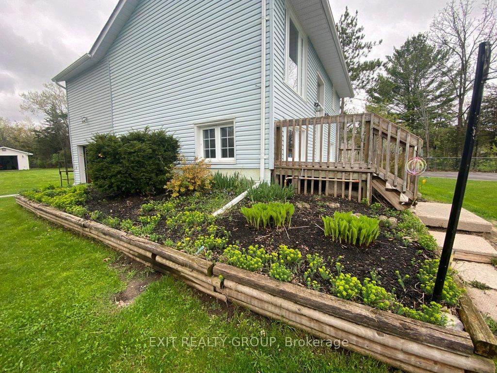 87 Bernard Long Road • Quinte West, ON photo 8