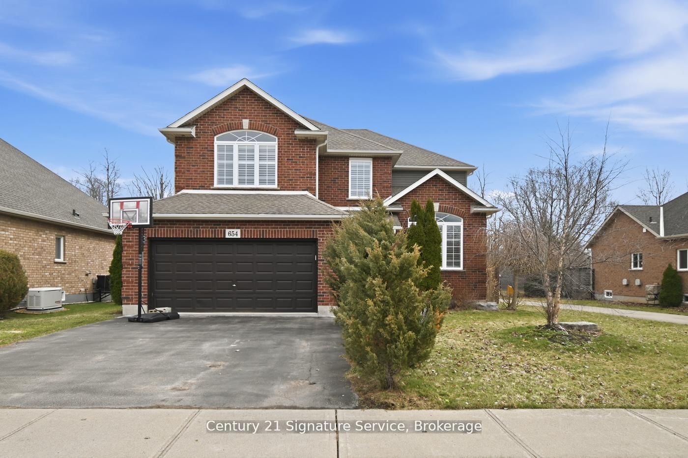 654 Brian Street • Fort Erie, ON photo 4