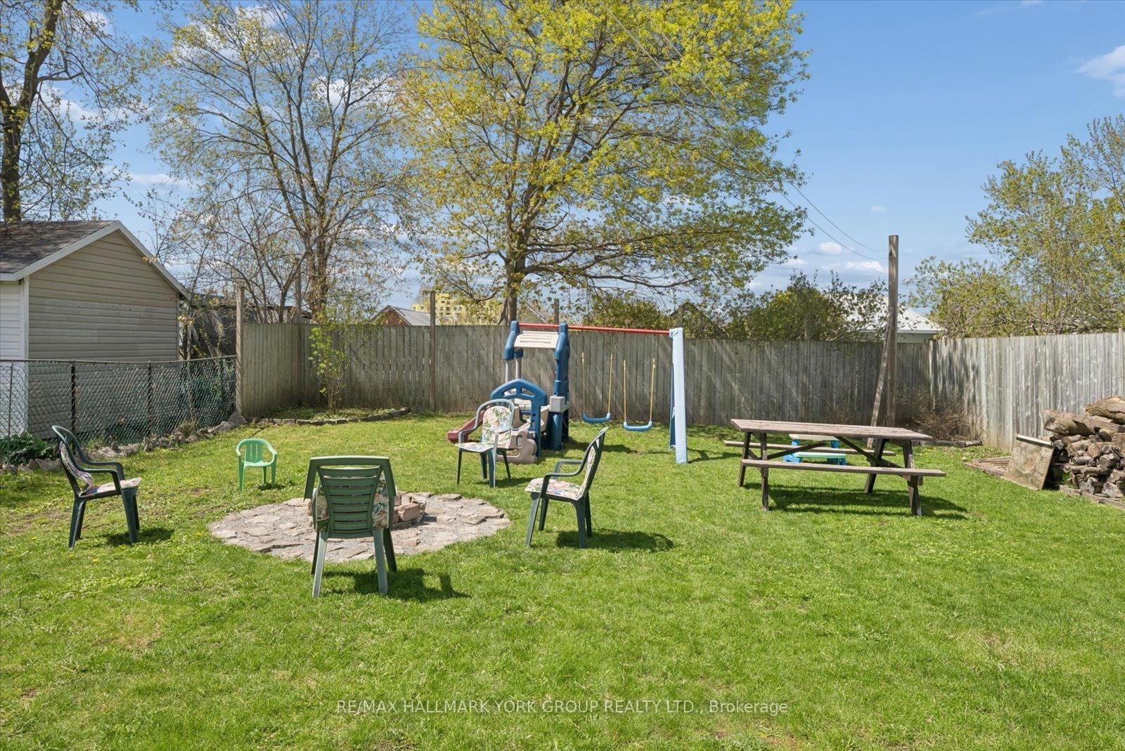 27 St Paul Street • Kawartha Lakes, ON photo 36
