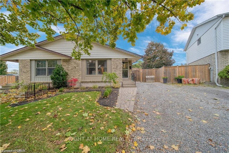 6 Bardadyn Court