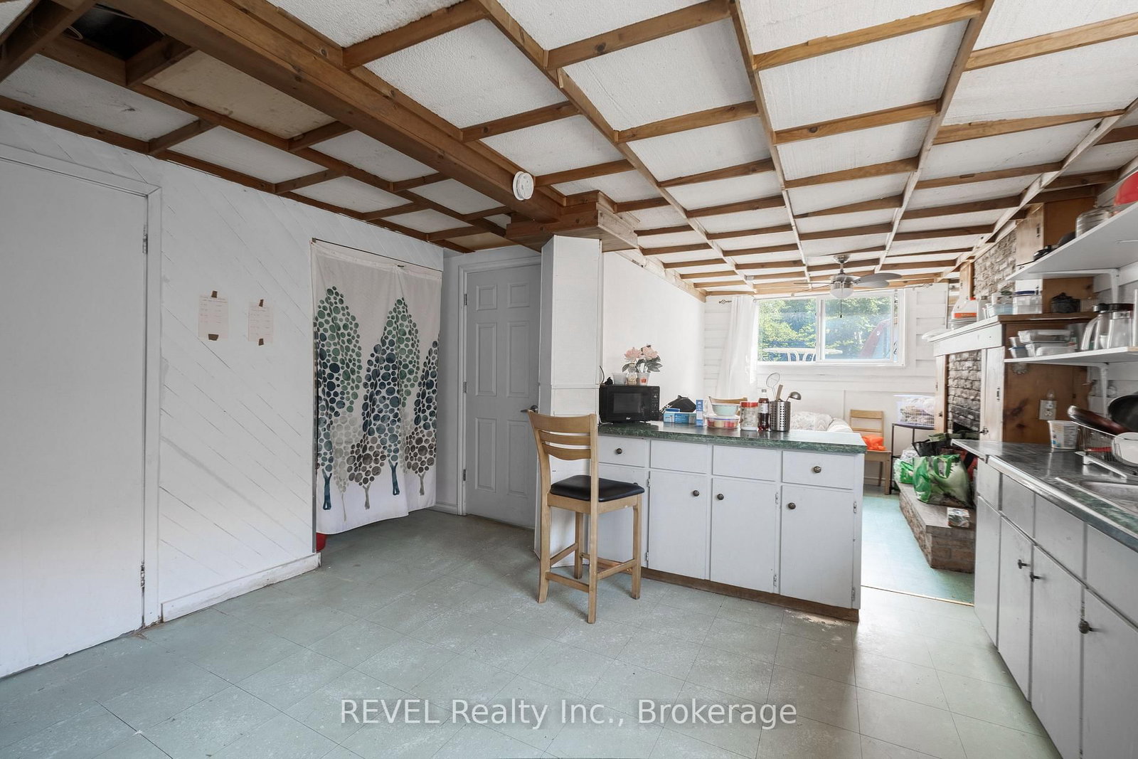 552 First Avenue • Welland, ON photo 18